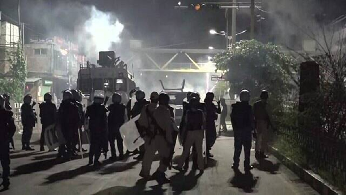 2 deaths flare up tensions in violence-hit Manipur 2 deaths flare up tensions in violence-hit Manipur