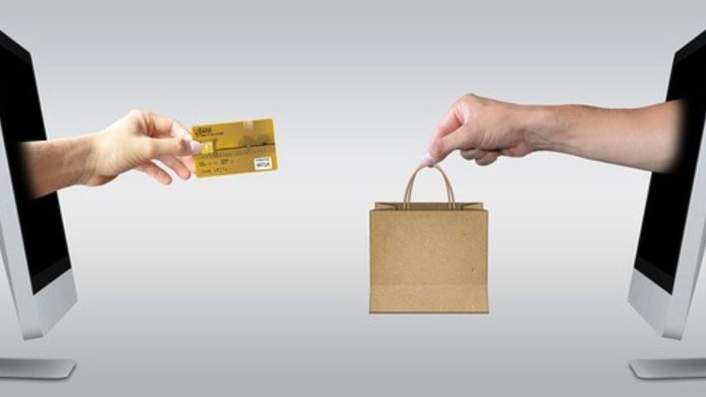 Ajio and Myntra have not specified when the ongoing sale will conclude