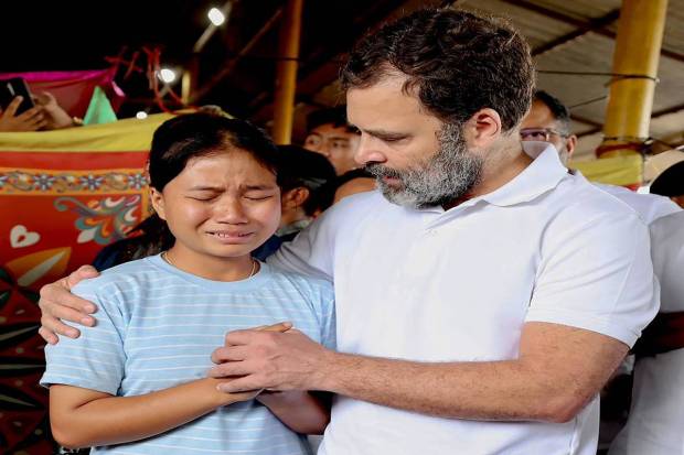Moirang: Congress leader Rahul Gandhi meets a violence affected girl at a relief camp in Moirang, Manipur. (PTI Photo)