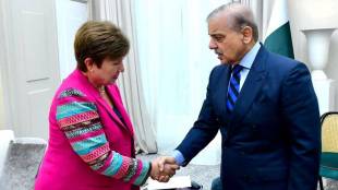 Pakistan PM with IMF chief