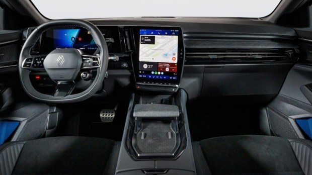 Renault Rafale features