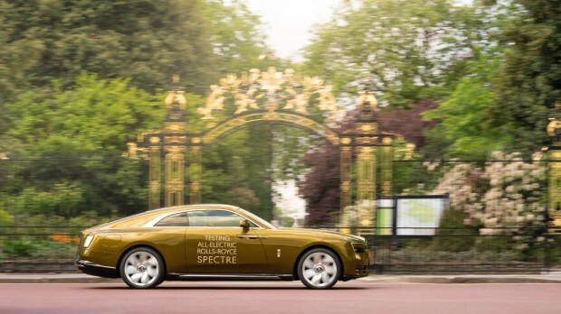 Rolls-Royce Spectre.