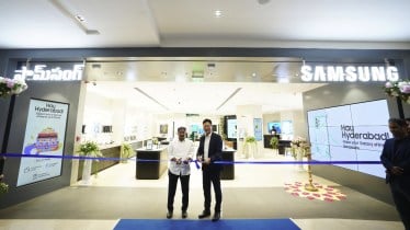 Samsung opens biggest experience store in Telangana