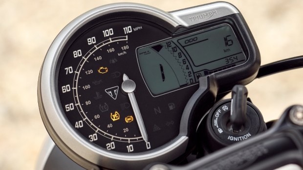 triumph 400 features