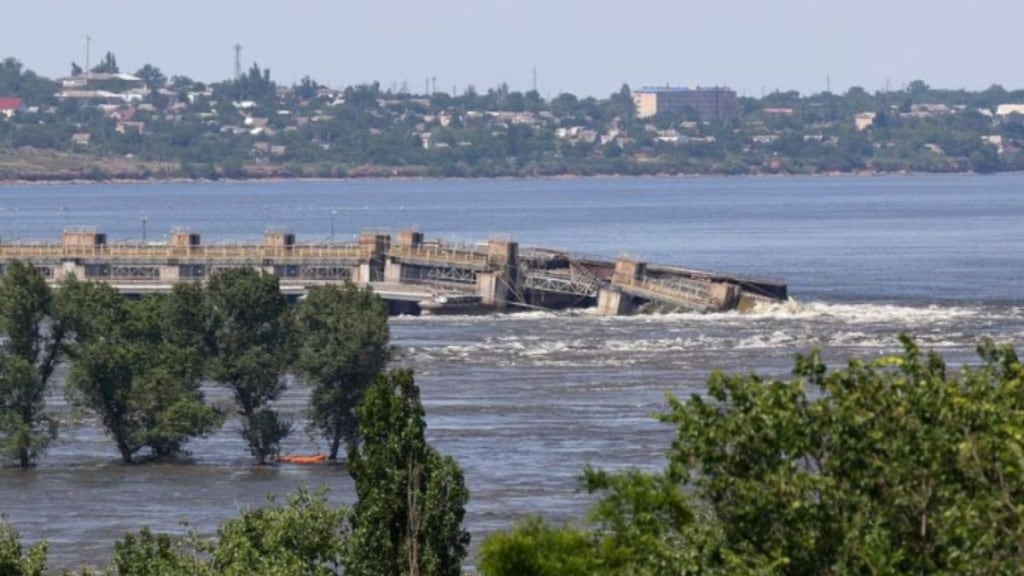 Nova Kakhovka dam Nova Kakhovka dam