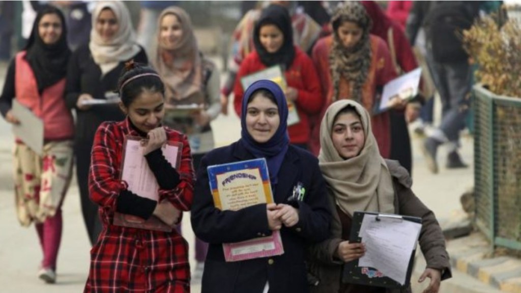 1,100 female students from J&K to embark on educational 'College on Wheels' journey across India