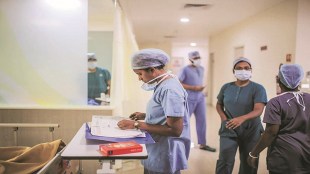 apollo hospital, market