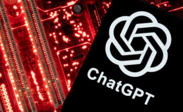 OpenAI’s ChatGPT can now "browse" the web, but there’s a catch