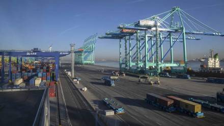 logistics, small fleet owners, trucking industry, Niti Aayog report, domestic freight, e-commerce, operational cost, capacity deployment, profitability