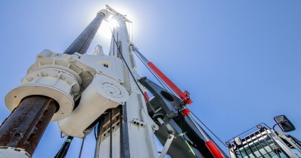 China drilling hole in Earth
