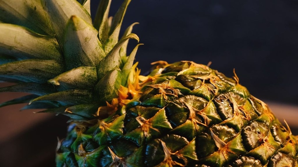 Pineapples, benefits of pineapple, pineapple side-effects, healthy eating, health news,
