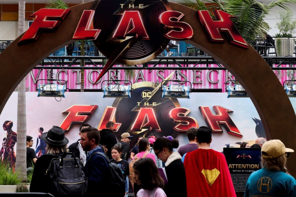 "The Flash" full movie leaked on Twitter, got 1.7 million views