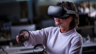 virtual reality storage