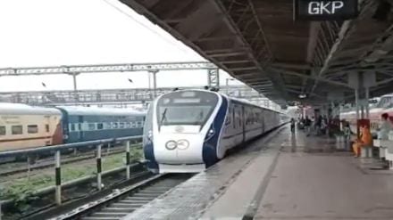 Vande Bharat for Uttar Pradesh, second Vande Bharat for Uttar Pradesh, gorakhpur-lucknow vande bharat express, lucknow-gorakhpur vande bharat, lucknow-gorakhpur vande bharat express, gorakhpur-lucknow vande bharat express fare, gorakhpur-lucknow vande bharat ticket booking, gorakhpur-lucknow vande bharat express route, gorakhpur-lucknow vande bharat express stoppages, north eastern railway,