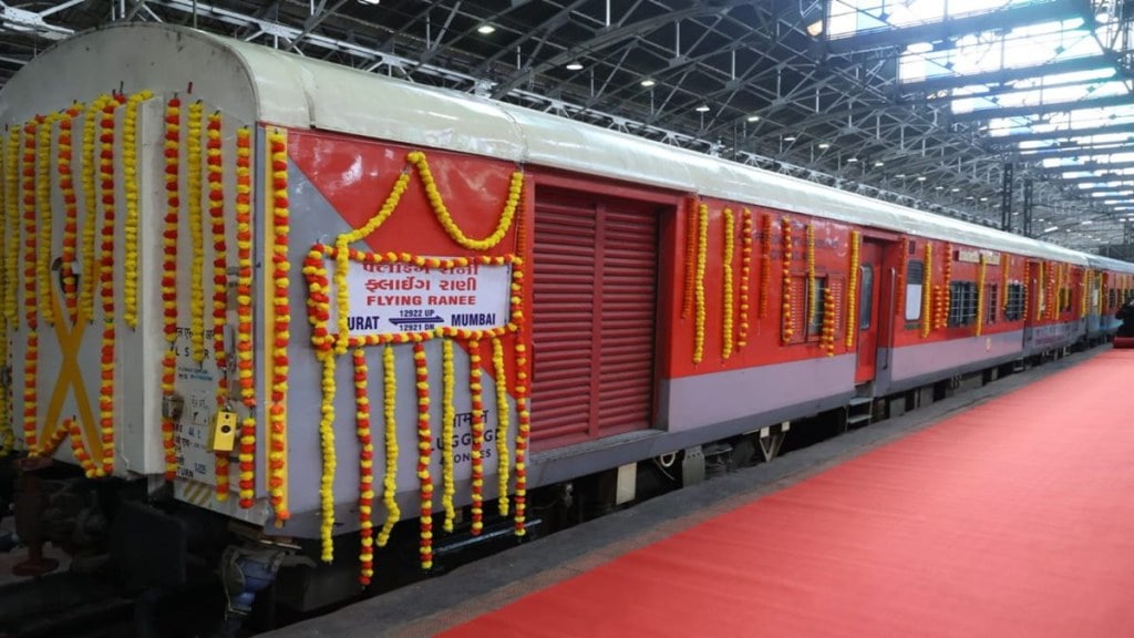 Flying Ranee Express, Flying Ranee Express composition, Flying Ranee Express coach composition, Flying Ranee Express coach location, Flying Ranee Express NTES, Flying Ranee Express, Flying Ranee Express composition, Flying Ranee Express coach composition, Flying Ranee Express coach location, Flying Ranee Express NTES,