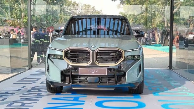 BMW XM