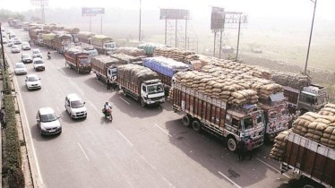 logistics, small fleet owners, trucking industry, Niti Aayog report, domestic freight, e-commerce, operational cost, capacity deployment, profitability