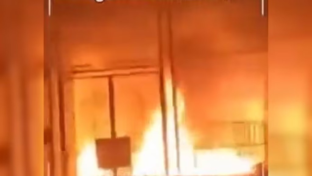 Indian consulate set on fire in San Francisco, US 'strongly' condemns vandalism Indian consulate set on fire in San Francisco, US 'strongly' condemns vandalism