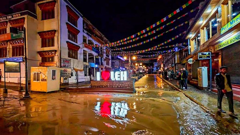 Leh Cloudburst, Ladakh Weather News, Flash floods, Leh Floods News, Ladakh Weather Update,Leh cloudburst, Ladakh Weather News, Flash floods, Leh Floods News, Ladakh Weather Update