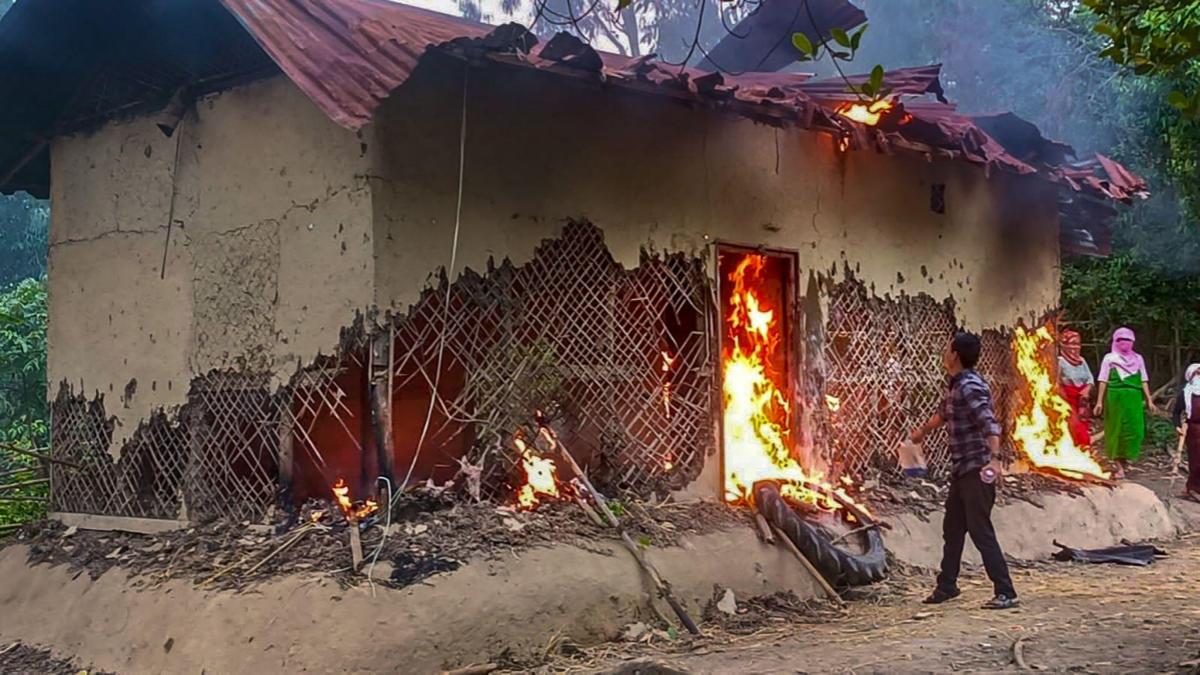 ethnic violence in Manipur, rumours, fake news, Kangpokpi, fake picture ethnic violence in Manipur, rumours, fake news, Kangpokpi, fake picture