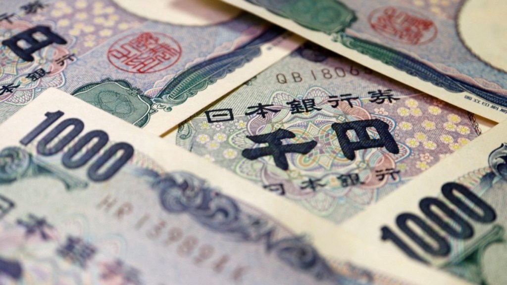 Value of Yen falls to its lowest in months