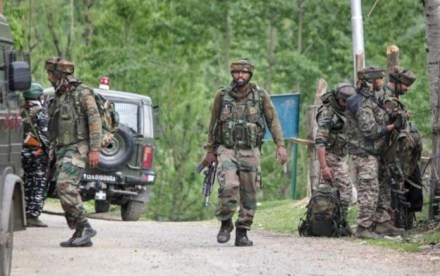 Three labourers from Bihar shot at by terrorists in J&K’s Shopian Three labourers from Bihar shot at by terrorists in J&K’s Shopian