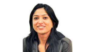 Technological innovations have turned things around by bringing compact and sleek headphones into being