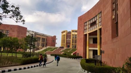 After the portfolio round, applicants will have the opportunity to submit their enrollment fees anytime after 1:00 pm. After the portfolio round, applicants will have the opportunity to submit their enrollment fees anytime after 1:00 pm.