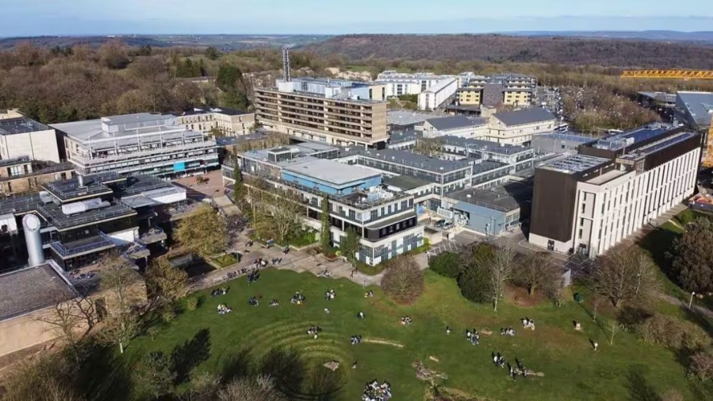 This session commences with an online induction on 21 and 22 September 2023. This session commences with an online induction on 21 and 22 September 2023.