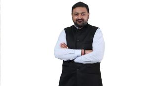 The focus of one-on-one business coaching is on skill development that is specific to the needs of the client.