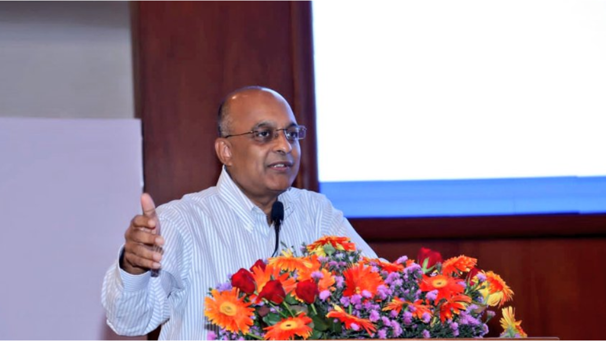HDFC CEO