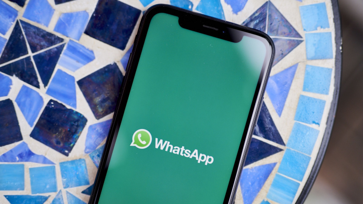 WhatsApp rolling out new feature that lets you create group while forwarding messages: Details WhatsApp rolling out new feature that lets you create group while forwarding messages: Details