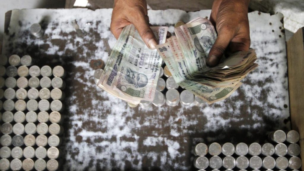 USDINR fluctuations