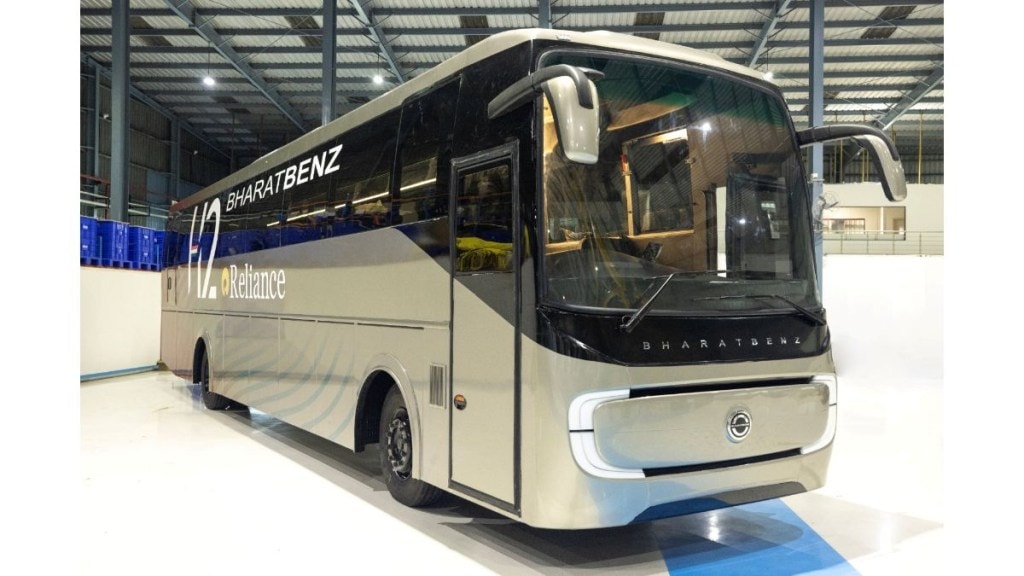 bharatbenz hyderogen fuel cell bus
