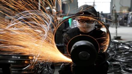 manufacturing PMI, manufacturing activity, S&P Global, new orders, production, exports, cost pressure, output price, inflation