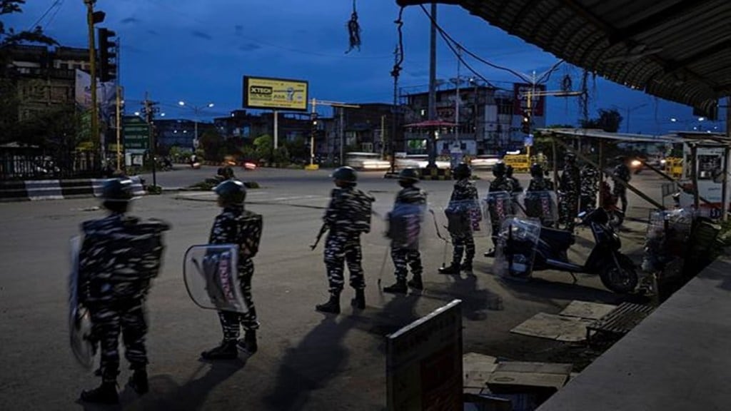 CRPF moves more DIG-rank officers| manipur violence|