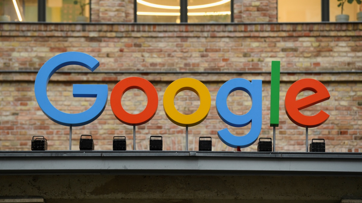 Google employees work without internet as the company cracks down on cyberattacks Google employees work without internet as the company cracks down on cyberattacks