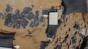 125 tombs found in Gaza, Gaza tombs, 2000-year-old cemetery Gaza, rare sarcophaguses Gaza, 2 rare sarcophaguses found