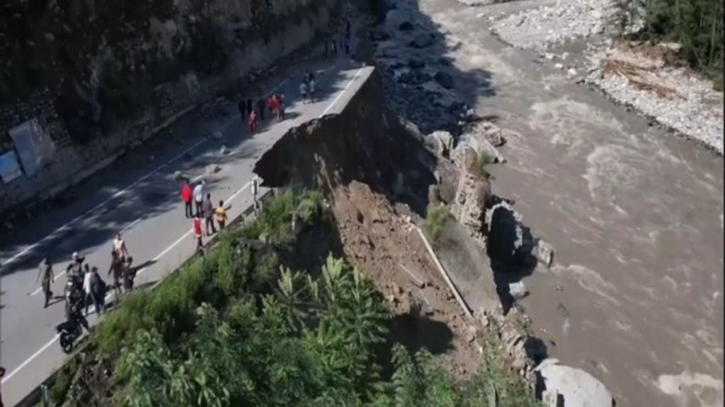manali leh highway