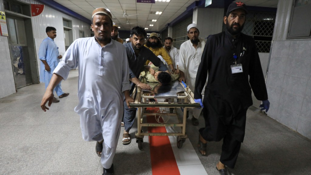 Pakistan blast, Pakistan news, Pakistan suicide bombings, suicide bombings in Pakistan, Pakistan blast news