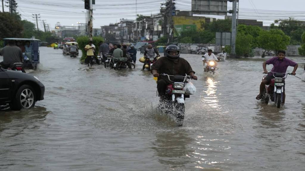 pakistan monsoon
