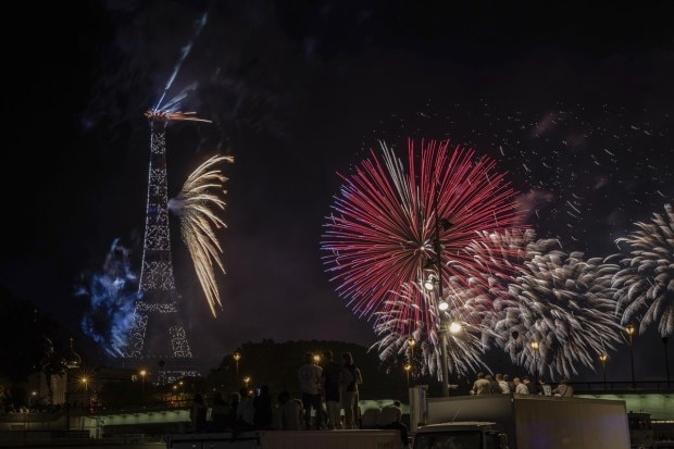 The fireworks looked stunning and lit up the skies above Eiffel Tower on July 14, 2023. (AP Photo/Aurelien Morissard)