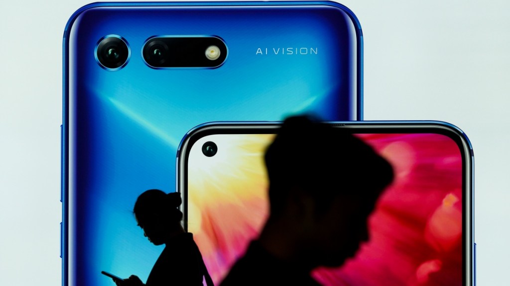 Indian Government asks manufacturers to include FM radio receivers in smartphones