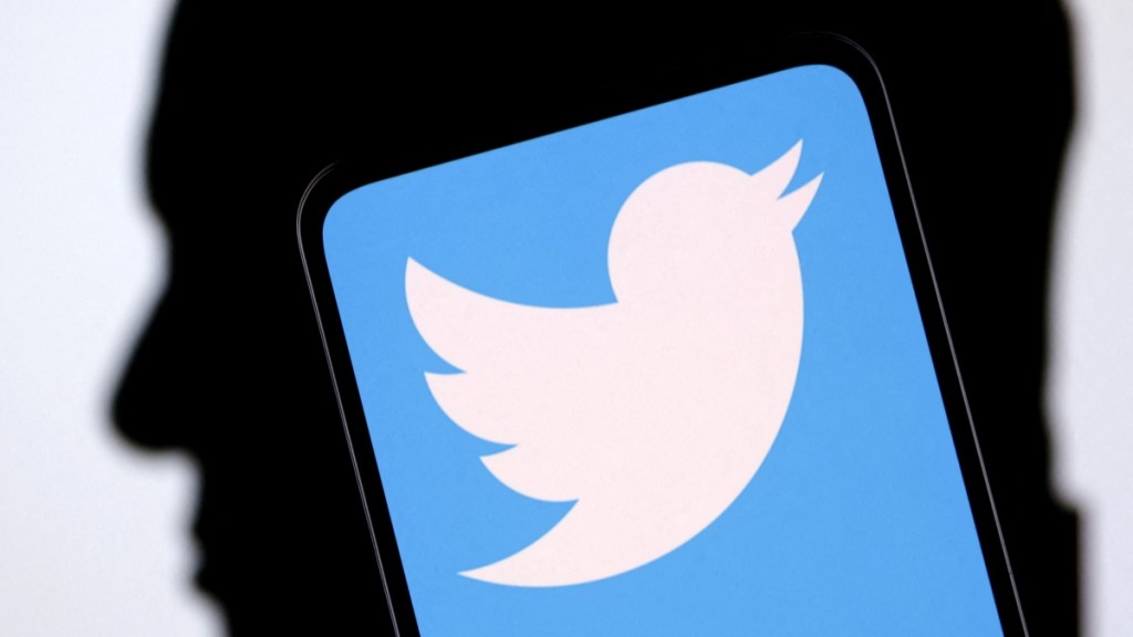 Twitter lifts its login restriction to view tweets as Meta’s Threads comes to town