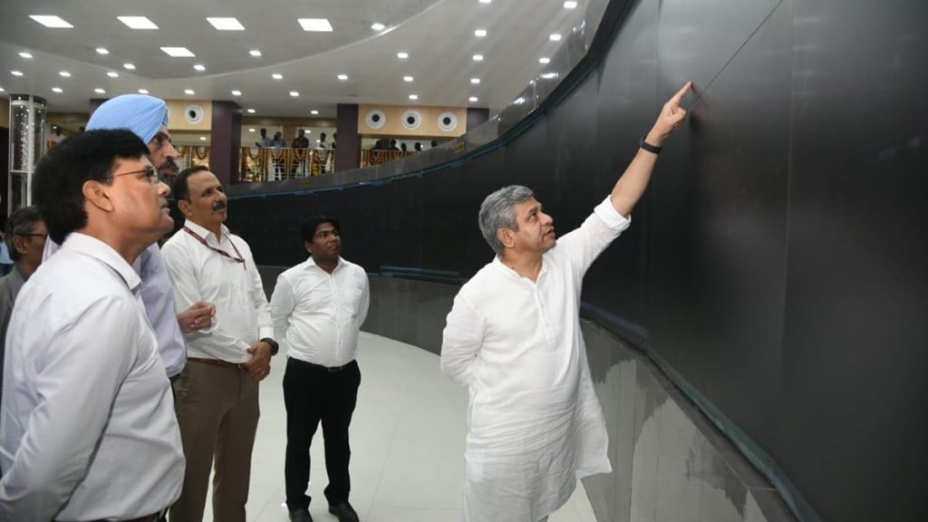 indian railways, indian railways updates, indian railways latest news, train management cell, real time train position, real time train information system, train management cell in khurda road, drm office khurda road, ashiwni vaishnaw,