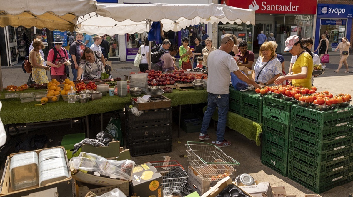 UK inflation, consumers, CPI, home rental, food prices, food inflation, borrowing costs, fuel prices, transport costs, UK house price, sugar, transport insurance prices