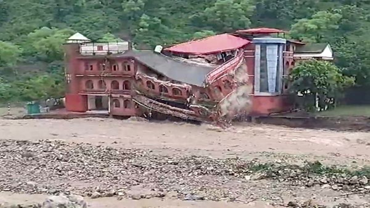 Uttarakhand on red alert as incessant rainfall triggers landslides, Ganga breaches danger mark Uttarakhand on red alert as incessant rainfall triggers landslides, Ganga breaches danger mark