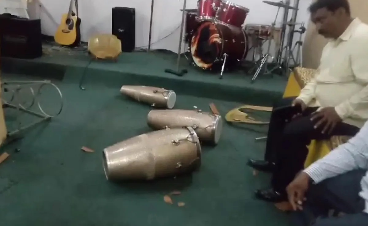Mob vandalises Delhi church during Sunday prayers, 1 arrested Mob vandalises Delhi church during Sunday prayers, 1 arrested