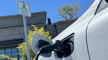 EV