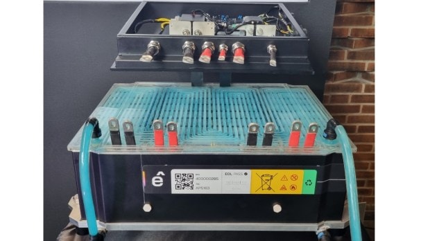 Exponent Energy battery